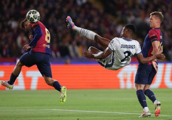 Безумие в Каталонии: «Барселона» и «Интер» выдали огненный матч с шестью голами Безумие в Каталонии: «Барселона» и «Интер» выдали огненный матч с шестью голами