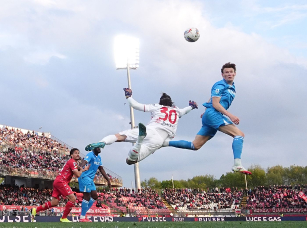 Итальянский триллер. «Интер» и «Наполи» устроили историческую битву за Скудетто Итальянский триллер. «Интер» и «Наполи» устроили историческую битву за Скудетто