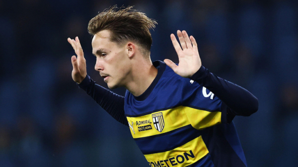 Педро спас «Лацио» от краха в матче с «Пармой», но еврокубки ускользают от римлян Педро спас «Лацио» от краха в матче с «Пармой», но еврокубки ускользают от римлян