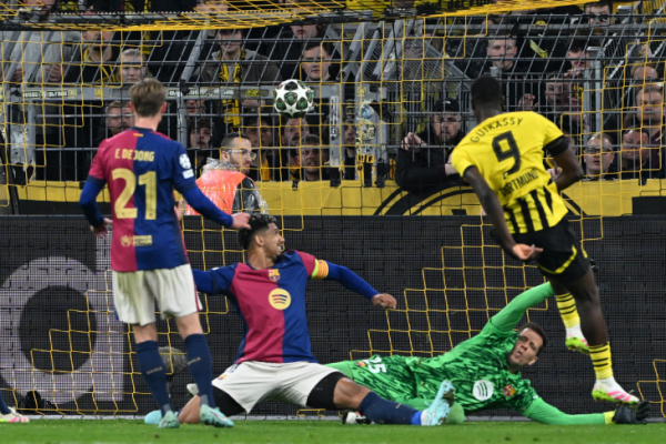 &laquo;Барселона&raquo; дрожала, но прошла в полуфинал. Хет-трик Гирасси не спас &laquo;Боруссию&raquo;