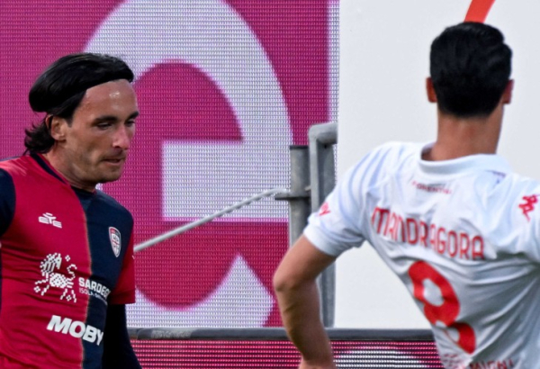 Серия А. &laquo;Наполи&raquo; догнал &laquo;Интер&raquo; в битве за скудетто