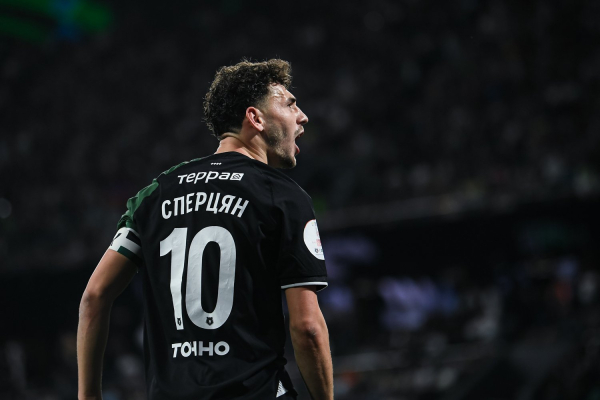 
        Пять голов, удаление и два незабитых пенальти: &laquo;Краснодар&raquo; увез из Каспийска важнейшие три очка
        
	