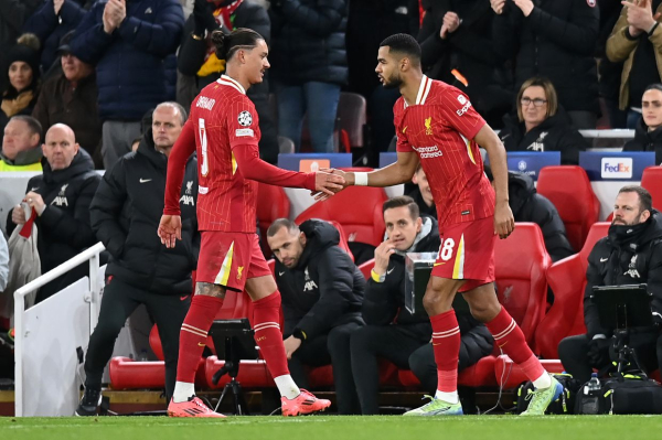 Какой Ливерпуль сильнее — при Клоппе или при Слоте: сравнение составов 2020-го и 2025-го, Салах, ван Дейк, Алисон, статистика Какой Ливерпуль сильнее — при Клоппе или при Слоте: сравнение составов 2020-го и 2025-го, Салах, ван Дейк, Алисон, статистика