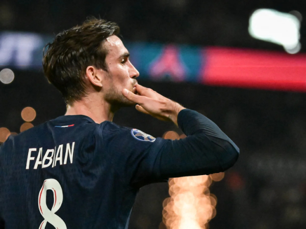 Провал перед выездом в Лондон. &laquo;Ницца&raquo; разрушила золотой сезон &laquo;ПСЖ&raquo;