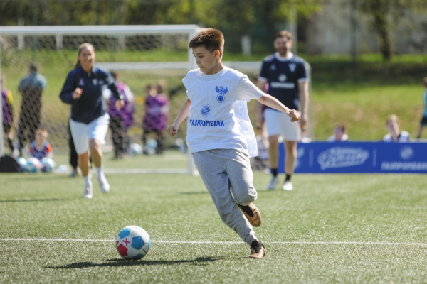 РФС провёл фестиваль «Газпромбанк. Урок футбола» в Чебоксарах РФС провёл фестиваль «Газпромбанк. Урок футбола» в Чебоксарах