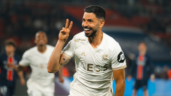 Провал перед выездом в Лондон. &laquo;Ницца&raquo; разрушила золотой сезон &laquo;ПСЖ&raquo;