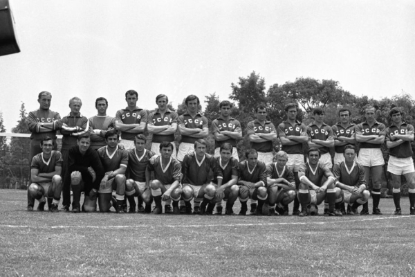 История футбола: кто придумал и в каком году появился футбол