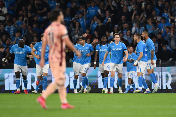 Неудержимый Мактоминей. &laquo;Наполи&raquo; сделал огромный шаг к скудетто