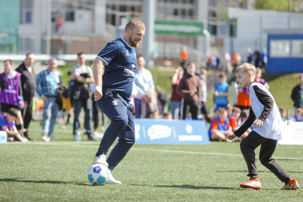 РФС провёл фестиваль «Газпромбанк. Урок футбола» в Чебоксарах РФС провёл фестиваль «Газпромбанк. Урок футбола» в Чебоксарах