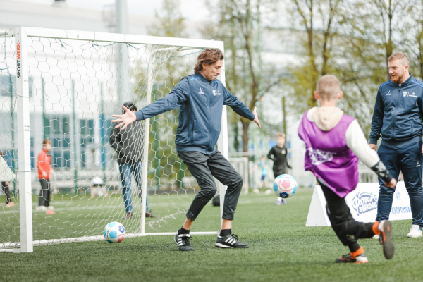 РФС провёл фестиваль «Газпромбанк. Урок футбола» в Чебоксарах РФС провёл фестиваль «Газпромбанк. Урок футбола» в Чебоксарах