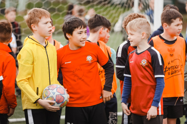 РФС провёл фестиваль «Газпромбанк. Урок футбола» в Чебоксарах РФС провёл фестиваль «Газпромбанк. Урок футбола» в Чебоксарах