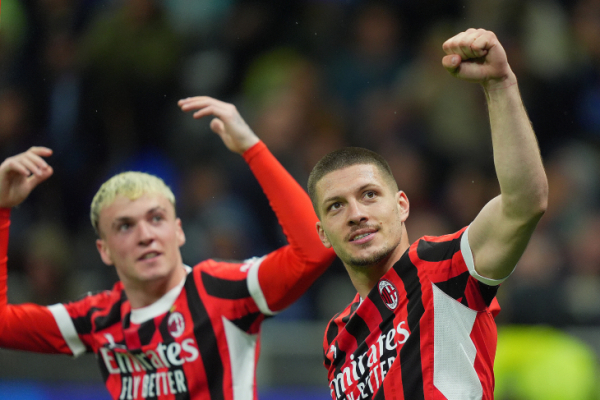 &laquo;Милан&raquo; разрушил мечту &laquo;Интера&raquo; о требле. &laquo;Нерадзурри&raquo; разгромлены в полуфинале Кубка