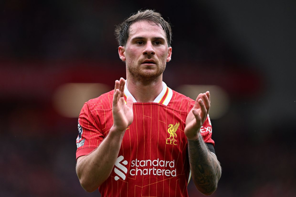 Какой Ливерпуль сильнее — при Клоппе или при Слоте: сравнение составов 2020-го и 2025-го, Салах, ван Дейк, Алисон, статистика Какой Ливерпуль сильнее — при Клоппе или при Слоте: сравнение составов 2020-го и 2025-го, Салах, ван Дейк, Алисон, статистика